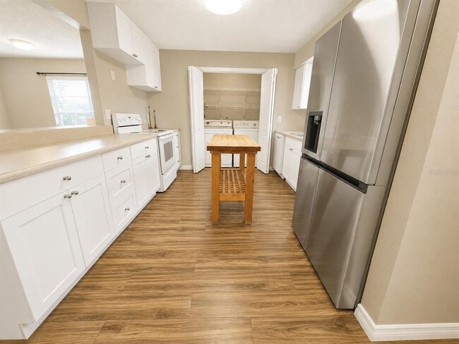 Building Photo - 4614 Tippecanoe Trail