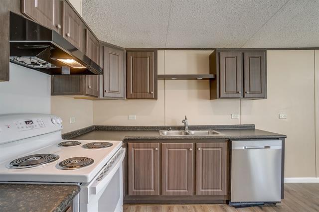 Building Photo - 1948 Lariat Ln