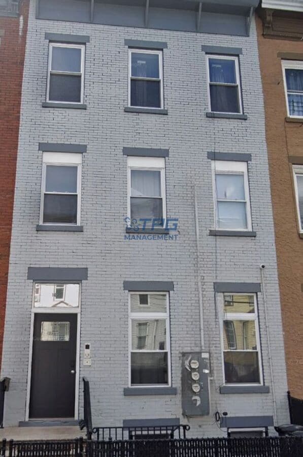 Building Photo - 142 Ripley Pl