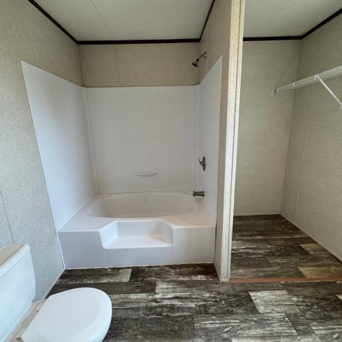 Building Photo - 509 W Terry Dr