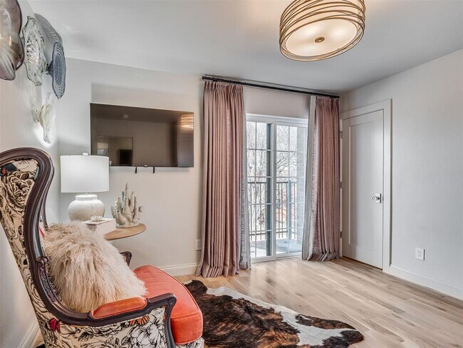 Building Photo - 6500 N Grand Blvd