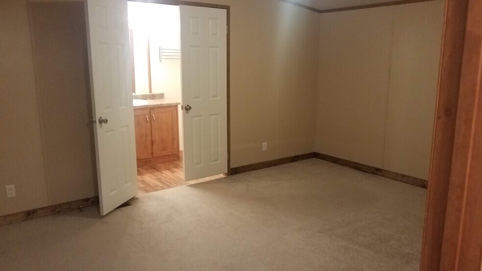 Master bedroom - 3108 Medina Hwy