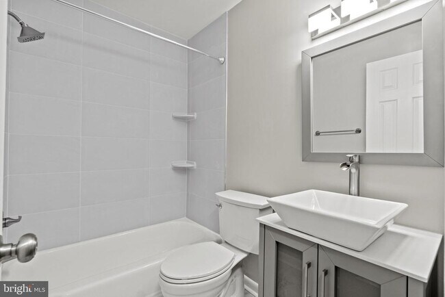 Building Photo - 1110 Chiswell Ln