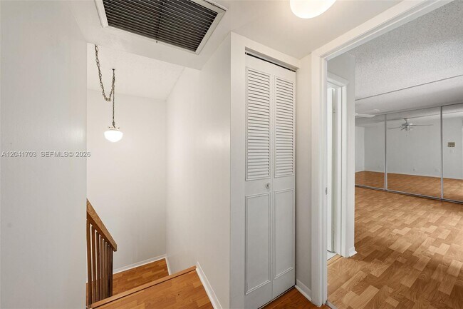 Building Photo - 3118 Spanish Wells Dr