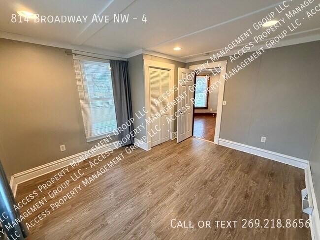 Building Photo - 814 Broadway Ave NW