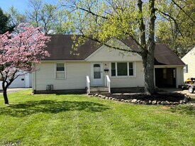 Building Photo - 695 Afton Ave