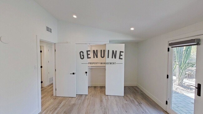 Building Photo - 3Bd 2Ba Home in the Heart of Orange