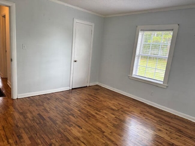 Building Photo - Old Maco Road