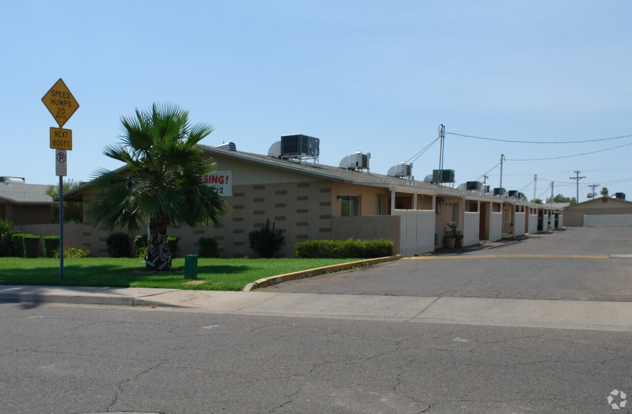 The Cottages At Hayward Phoenix Az Apartment Finder