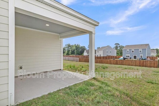 Building Photo - 151 Morning Vw Wy