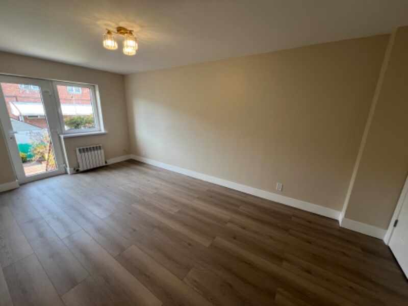 Building Photo - 61-60 69th Ln