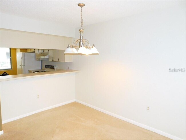 Building Photo - 2733 Countryside Blvd
