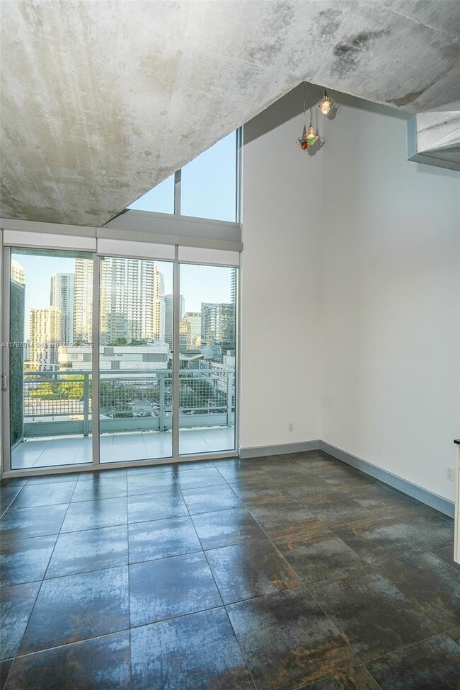 Building Photo - 690 SW 1st Ct