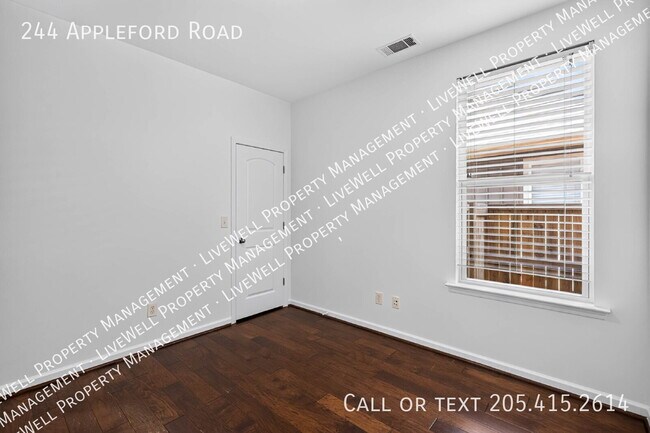 Building Photo - 244 Appleford Rd