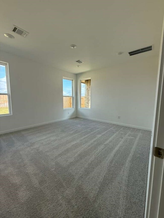 Building Photo - 27326 Sweetwater Bay Dr