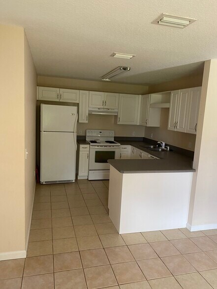 Building Photo - 2829 Nordman Ave