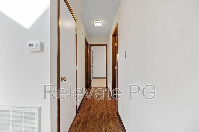 Building Photo - 12620 Thoreau Dr