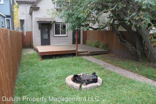 Building Photo - 4 br, 2 bath House - 2819 West 2nd Street