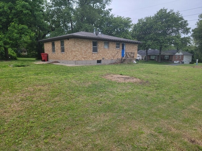 Building Photo - 6128 Fee Fee Rd