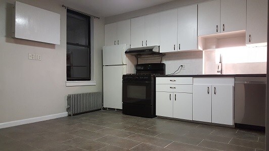 Building Photo - 14 Skillman Ave