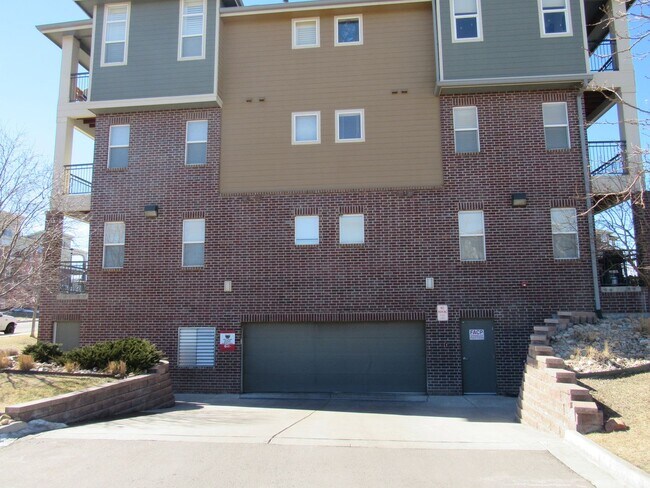Building Photo - 3601 E 103rd Cir
