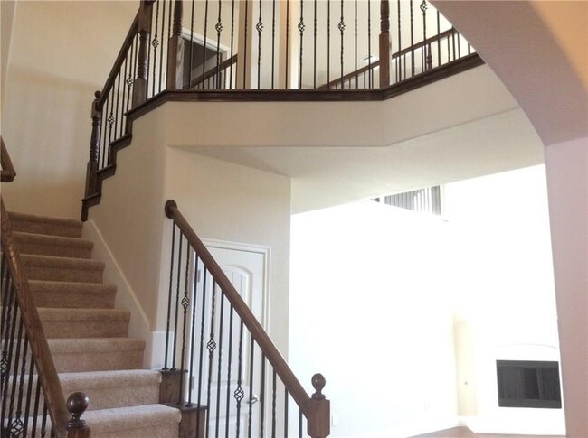 Building Photo - 10309 Hidden Haven Dr