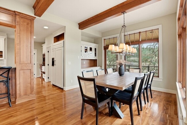 Building Photo - 7310 S Hatch Rd