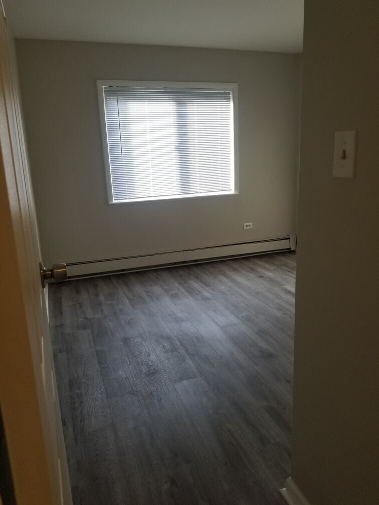 Building Photo - 872 Winesap Ct
