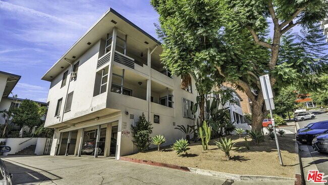 Building Photo - 1155 Horn Ave