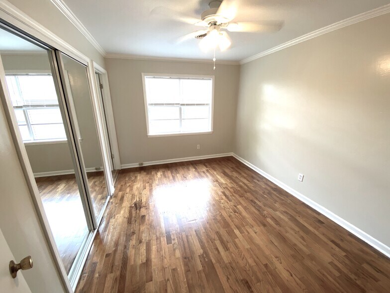 Primary bedroom - 132 N Rembert St