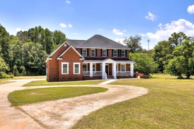 Building Photo - 2090 4 Bridges Rd