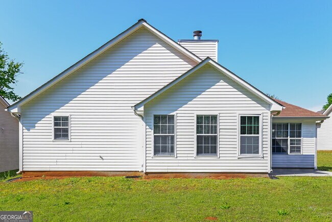 Building Photo - 1825 Courtyard Ln