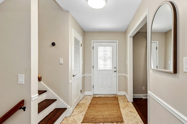 Building Photo - 8738 Horton St