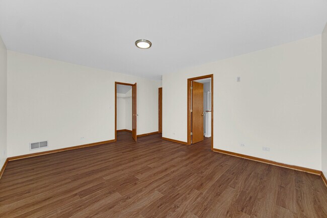 Building Photo - 1998 Conway Ln