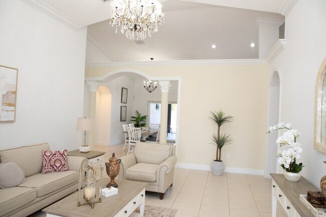 Building Photo - 14361 SW 31st St