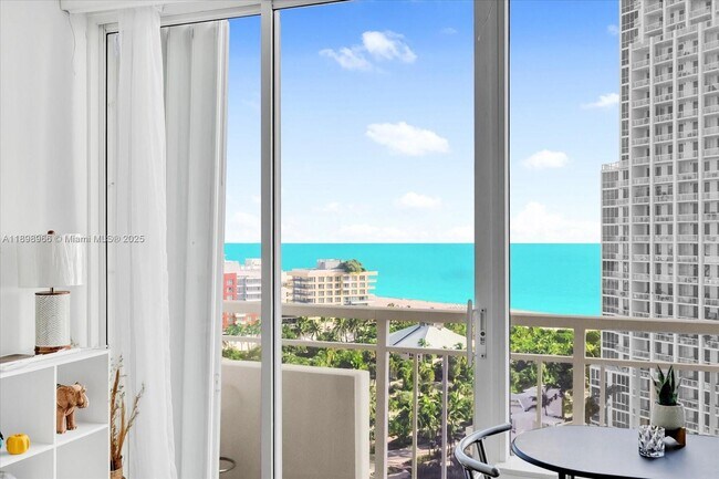 Building Photo - 400 South Pointe Dr