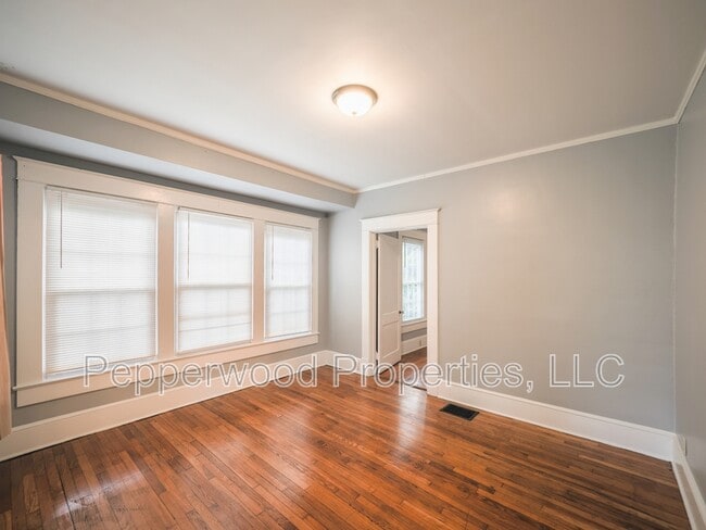 Building Photo - 318 Hydrick St