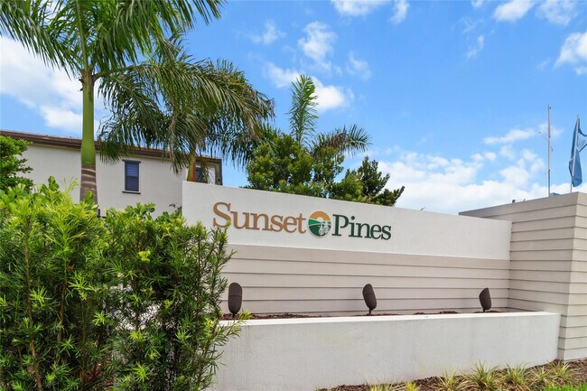 Building Photo - 221 SW 159th Way