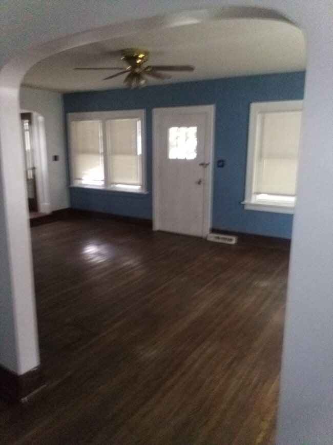 Building Photo - 3532 Watson Ave