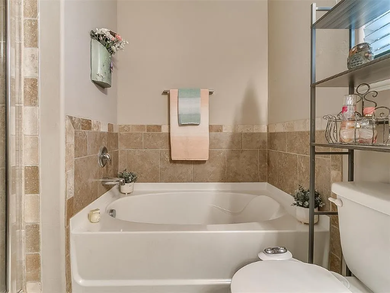 Building Photo - 2536 Canyon Creek Dr
