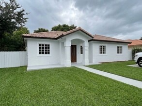 Building Photo - 16307 NW 91st Ave