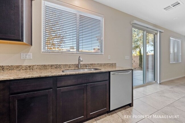 Building Photo - 2324 Mundare-