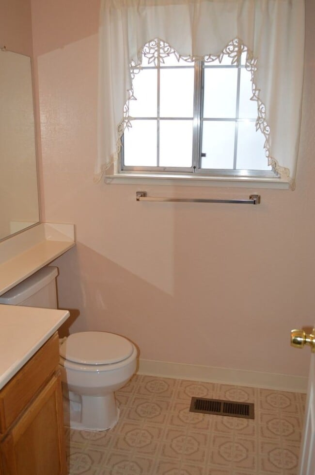 Building Photo - COMING SOON!!!! Cozy 3 Bedroom, 2 Bath home