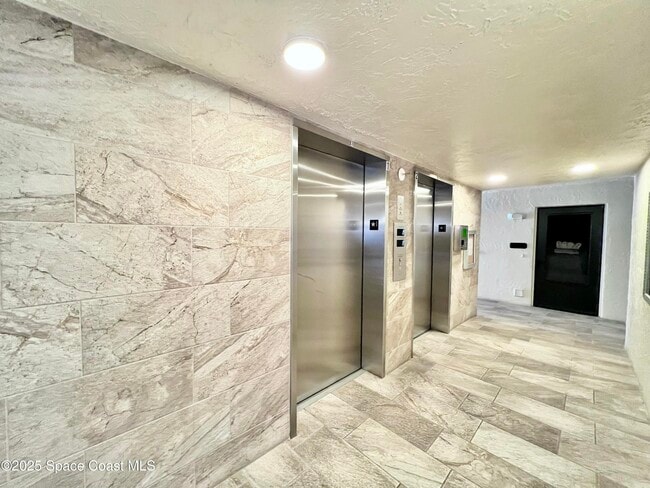 Building Photo - 1860 N Atlantic Ave