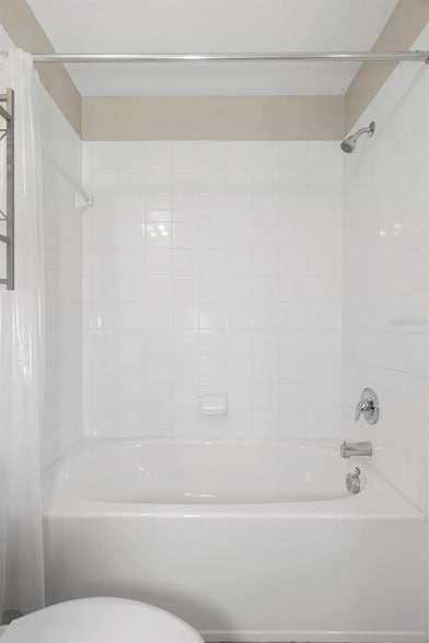 Building Photo - 16858 Red Brick Ln