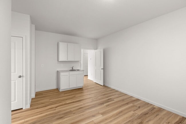Building Photo - 6155 Drum Pl