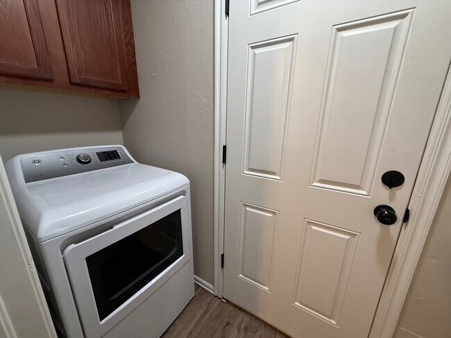 Building Photo - 3609 NW 51st St