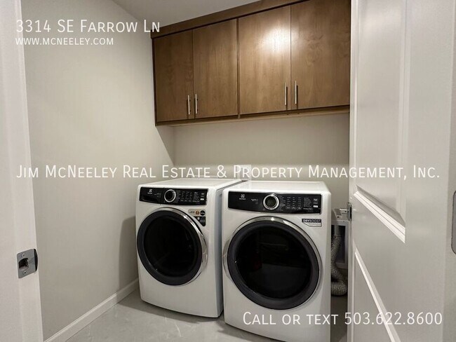 Building Photo - 3314 SE Farrow Ln