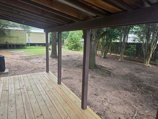 Building Photo - 21715 E Champagne Cir
