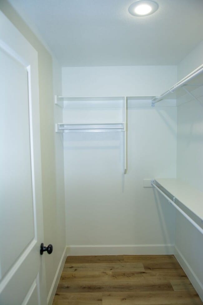 Building Photo - New 3 Bedroom / 2.5 Bathroom Townhome in D...